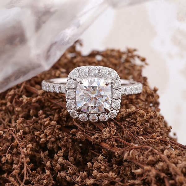 American Diamond Square Halo Cushion finger ring