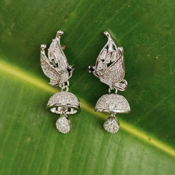 American Diamond Gleaming Dewdrop Earring